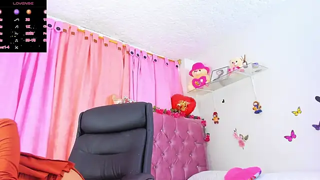 azahara nagi online show from April 22, 2026, 8:06 am