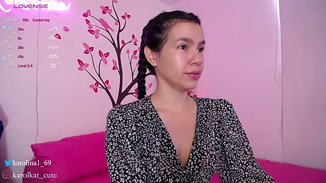 Karolina 1 online show from March 15, 2025, 2:45 pm