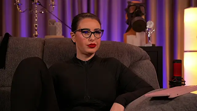 kelly kent online show from February 1, 2025, 10:44 pm