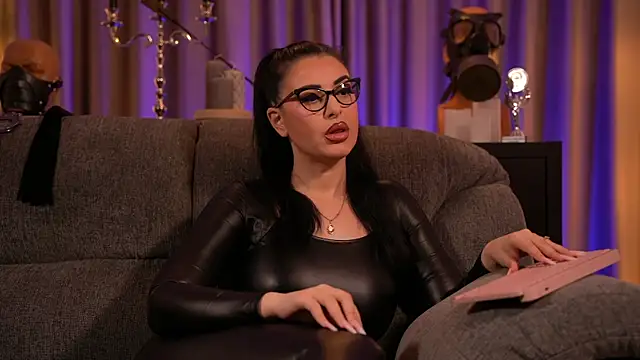 kelly kent online show from March 22, 2025, 2:37 am