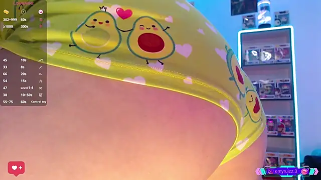 Emmy Ruiz online show from March 4, 2025, 10:49 pm