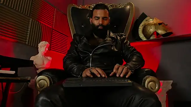 BeardAndrew online show from October 15, 2025, 2:33 am