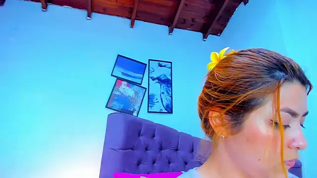 Gretta Queen online show from September 29, 2025, 7:08 pm