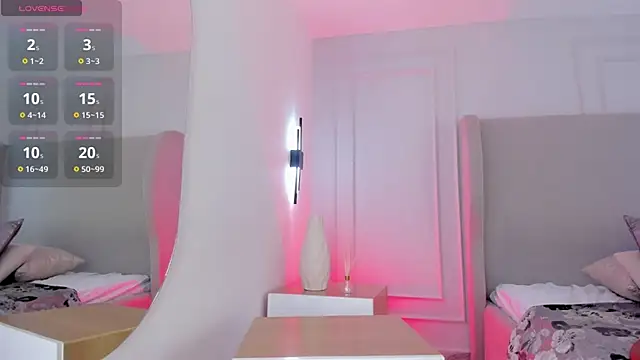 my friends mom online show from January 29, 2025, 11:20 am