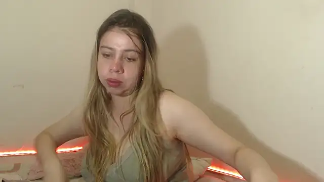 SweetSofty online show from September 14, 2025, 11:15 pm