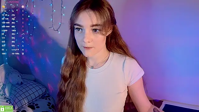 xwiuiwx online show from December 1, 2024, 7:36 pm