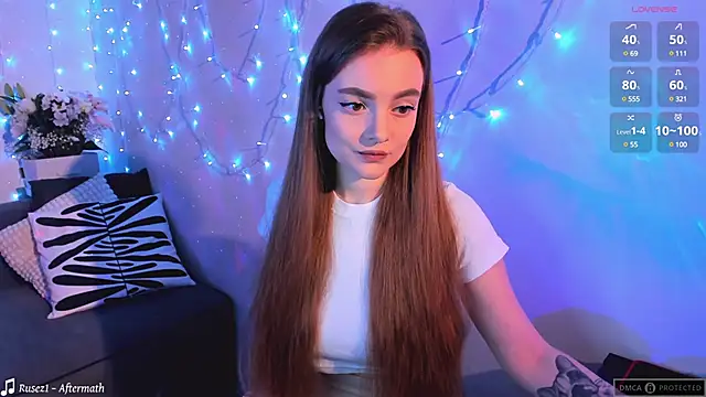 xwiuiwx online show from February 26, 2025, 7:38 pm