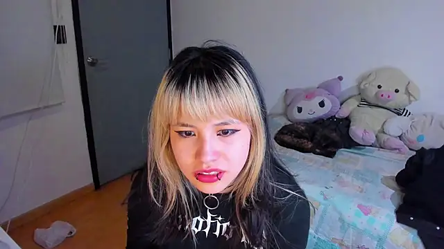 Akane-Mou online show from December 12, 2024, 2:26 am