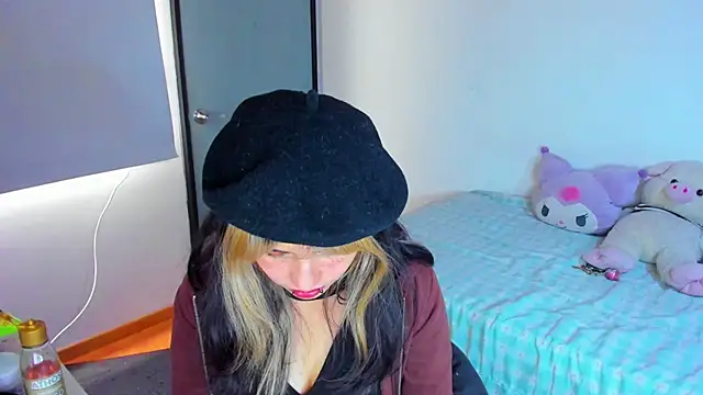 Akane-Mou online show from January 18, 2025, 6:32 pm