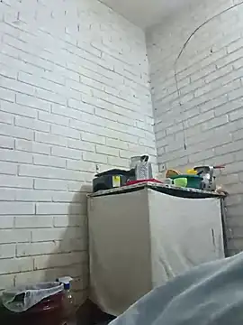 Snapshot of valeriaswang_Lucas chatting on July 12, 2026, 2:13 am valeriaswang Lucas online show from July 12, 2026, 2:13 am