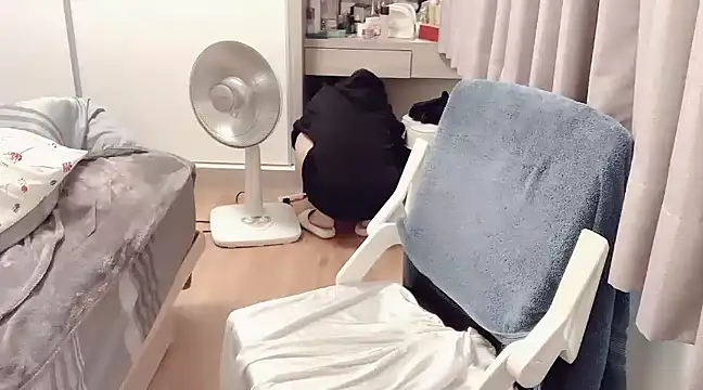 tw yaya online show from February 2, 2025, 7:30 am