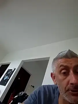 cuci45 online show from April 20, 2026, 3:59 pm