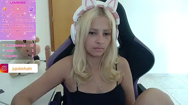 jujubinhahot online show from February 3, 2025, 3:06 pm