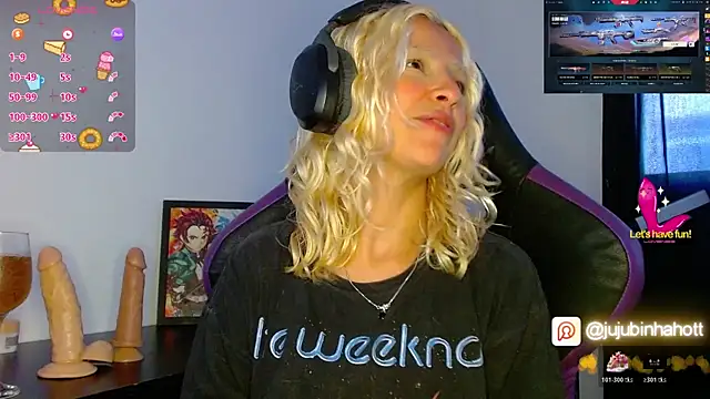 jujubinhahot online show from April 15, 2026, 2:57 pm