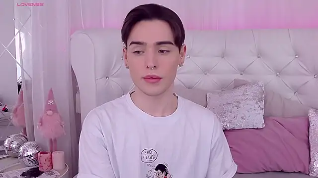 RobbyCharming online show from January 11, 2025, 7:38 pm