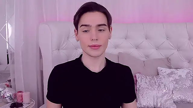 RobbyCharming online show from January 17, 2025, 7:49 pm