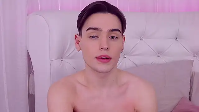 RobbyCharming online show from January 28, 2025, 2:21 am