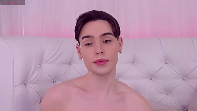 RobbyCharming online show from February 4, 2025, 4:48 am