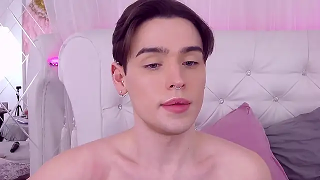 RobbyCharming online show from February 25, 2025, 1:52 am