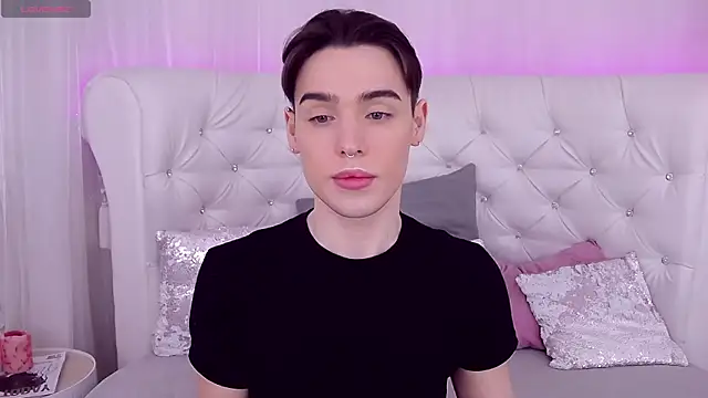 RobbyCharming online show from March 14, 2025, 7:23 pm