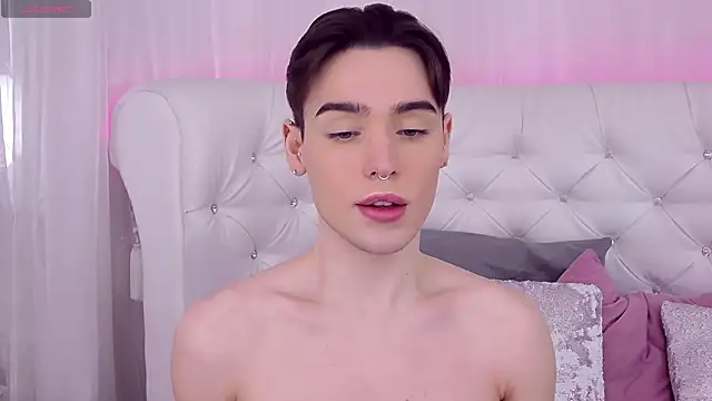 RobbyCharming online show from March 17, 2025, 7:48 pm