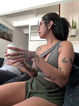 charlotte stevenss  online show from January 19, 2025, 5:07 pm