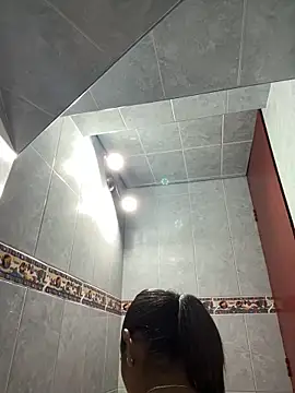 charlotte stevenss  online show from February 19, 2025, 5:38 pm