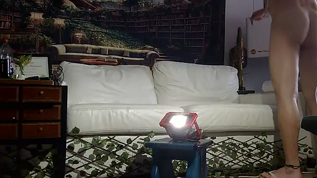 OSIRlS online show from January 5, 2025, 2:17 am