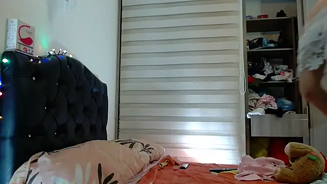 gooddes303salome online show from November 17, 2025, 7:25 am