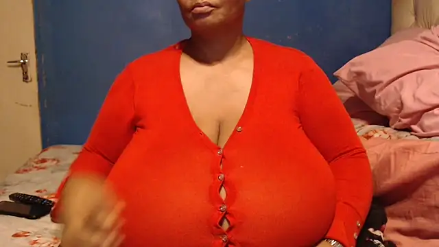 CUTEFIRMMELONSS online show from October 2, 2025, 9:55 pm