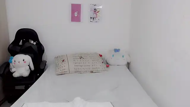 Youlittlepervertt  online show from February 19, 2025, 3:17 am