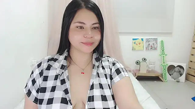 Youlittlepervertt  online show from November 20, 2025, 11:26 pm