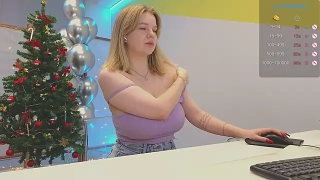 LovlyBambi online show from December 29, 2024, 7:43 pm