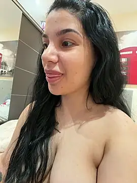 Samira30 online show from April 20, 2026, 10:29 am