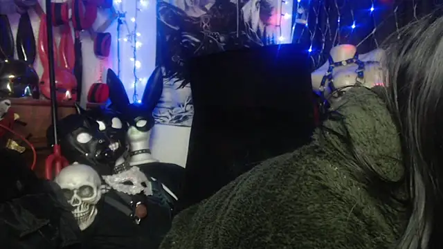 Astartexxx online show from October 10, 2025, 3:27 am