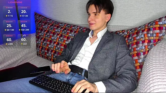 maxboy4 online show from January 20, 2025, 3:59 am