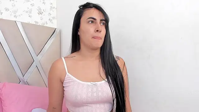Snapshot of Helenn_monroy1 chatting on June 28, 2026, 4:02 pm Helenn monroy1 online show from June 28, 2026, 4:02 pm