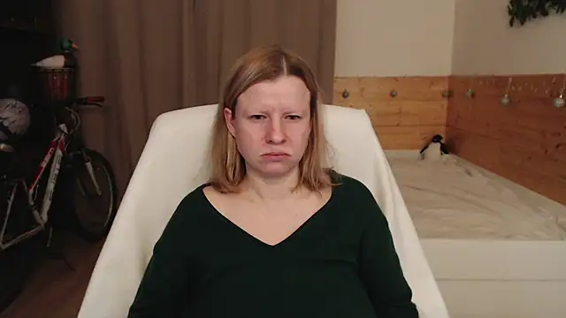 Exponent 5 online show from December 6, 2024, 9:13 pm