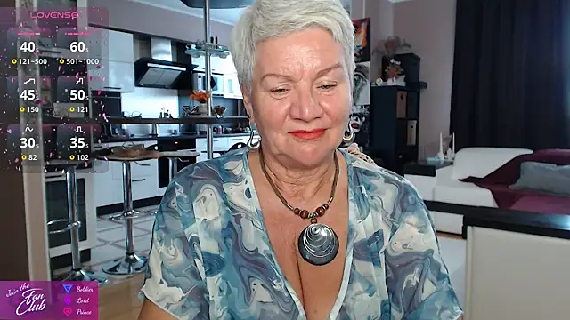 Snapshot of roxana_brooks chatting on June 24, 2026, 2:16 pm roxana brooks online show from June 24, 2026, 2:16 pm