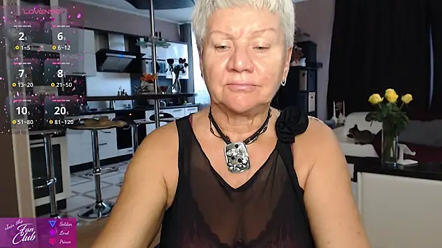 Snapshot of roxana_brooks chatting on June 28, 2026, 4:57 pm roxana brooks online show from June 28, 2026, 4:57 pm