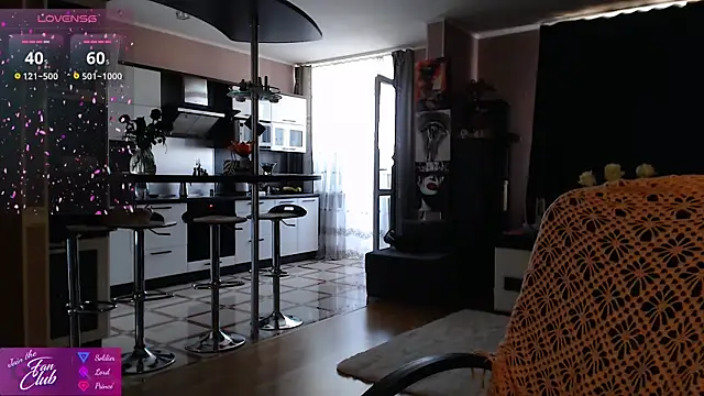 Snapshot of roxana_brooks chatting on July 17, 2026, 2:56 pm roxana brooks online show from July 17, 2026, 2:56 pm