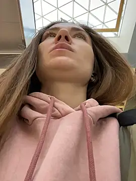 ValenciaShock online show from February 6, 2025, 8:18 am