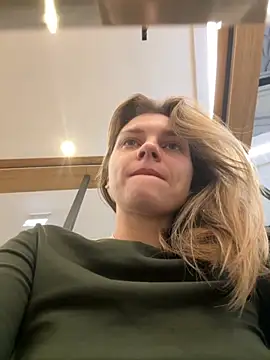 ValenciaShock online show from September 12, 2025, 6:35 am