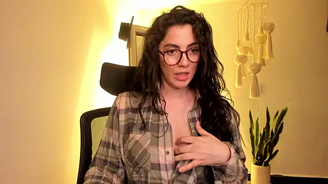 Mala Bad online show from March 2, 2025, 5:14 pm