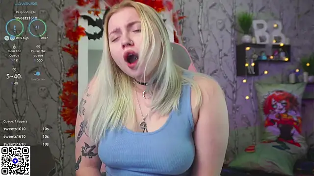 Moon Valkyrie online show from November 5, 2025, 8:58 am