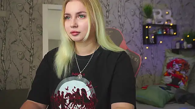 Moon Valkyrie online show from March 1, 2026, 9:00 am