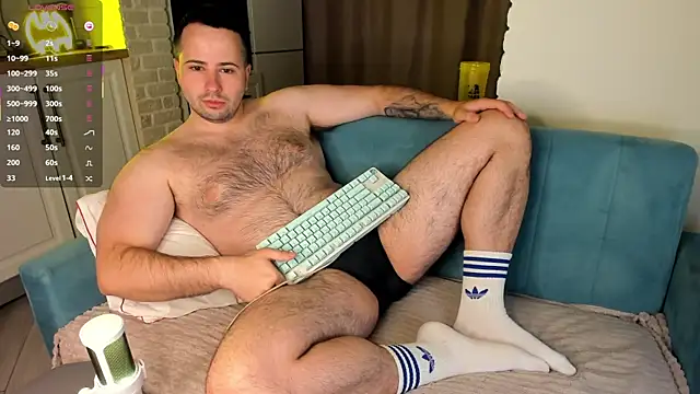 Snapshot of Alexey_Hairy chatting on June 17, 2026, 4:04 am Alexey Hairy online show from June 17, 2026, 4:04 am