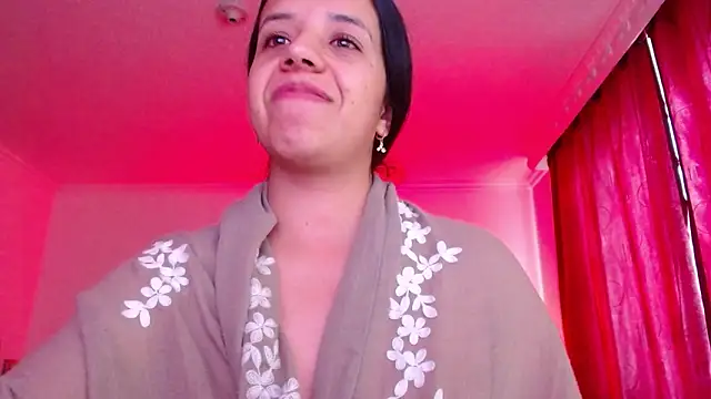 VALERY MEER online show from April 21, 2026, 12:00 pm