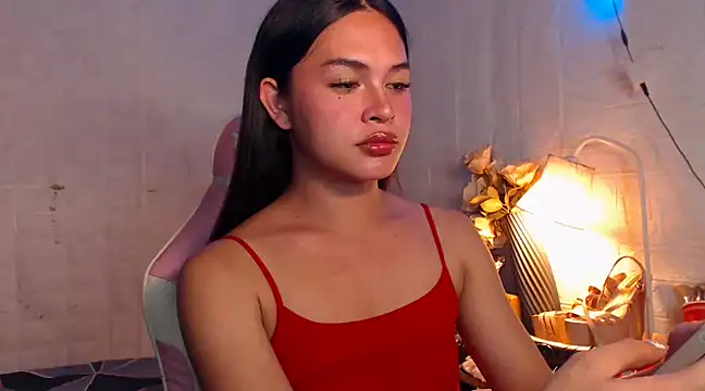 Ashely Lewis online show from December 13, 2024, 12:39 pm