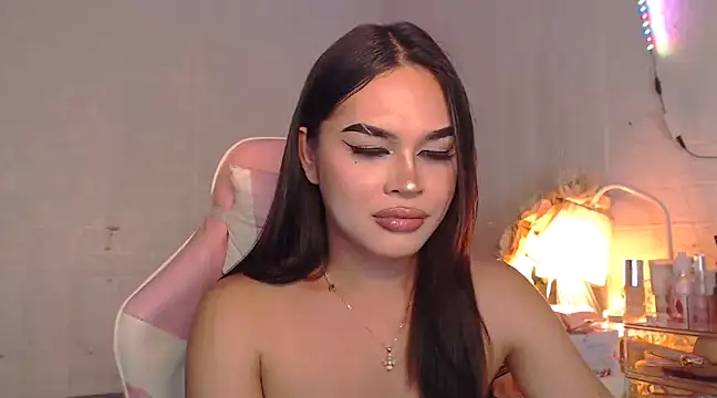 Ashely Lewis online show from January 20, 2025, 2:03 pm